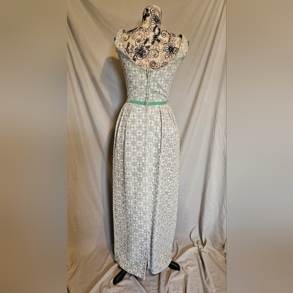 1960s ILGWU Sleeveless Aquamarine Gown - Picture 6 of 6